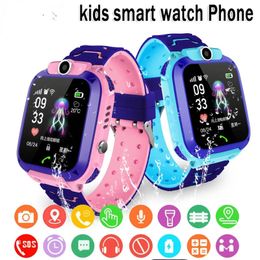 Kids Smart Watch 2023 Nieuwe Sim Card Smartwatch voor kinderen SOS Call Telefoon Camera Voice Chat Foto Waterdichte jongens Girls Gift Q19 Q12