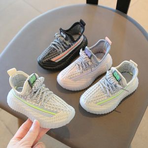 Kinderen Sneakers 2024 Lente en Herfst Nieuwe Jongens Kokosnoot Schoenen Ademend Vliegende Geweven Meisjes Casual Schoenen Zachte Zolen Baby Wandelschoenen kinderen Sportschoenen Maat 21-32