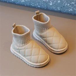 Enfants bottes de neige nouvelle mode garçons filles bottine hiver chaud tout-petits bébé chaussettes chaussure en plein air chaussons laine épaisse enfants botte