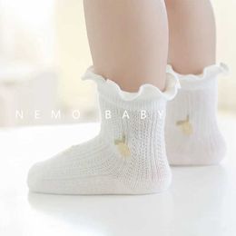 Chaussettes pour enfants 1 paire chaussette de bébé mignonne belle chaussette de mode à la cerise florale fine étouffement doux maille respirant