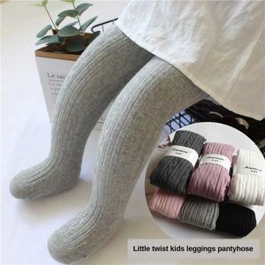 Kinder sokken 2024 Spring gebreide baby pantyhose geschikt voor meisjes gedraaide kinderen bodem kinderen lint sokken D240513