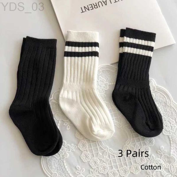 Chaussettes pour enfants 3 paires/lot chaussettes en coton pour étudiants à tube long pour enfants printemps automne filles et garçons chaussettes d'uniforme scolaire de sport noir et blanc YQ240314