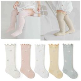 Chaussettes pour enfants 4 paires de chaussettes pouces molles et mignons pour enfants Bébé garçons et filles Mesh coton chaussettes respirantes
