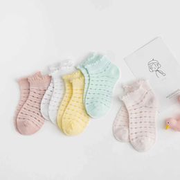 Chaussettes pour enfants 5 paires / lot de chaussettes bébé 2 à 9 ans d'été coton pur plat mince chèques de couleurs de couleur solide