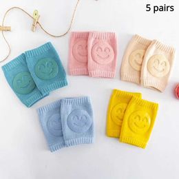 Chaussettes pour enfants 5 paires de tampons de genou pour bébé jambes bébé pour chaleur pour enfants en toute sécurité coussins de coude