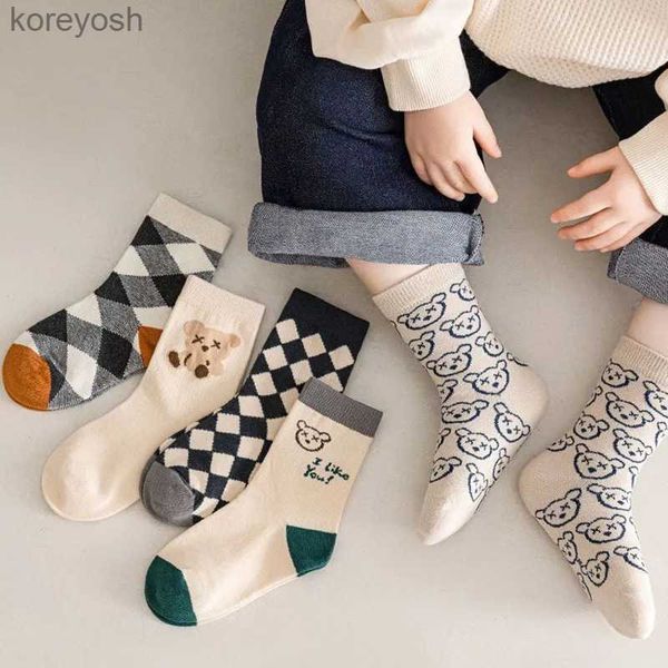 Chaussettes pour enfants 5 paires/lot dessin animé mignon bébé printemps automne décontracté mi Tube chaussette pour enfant en bas âge garçon fille Kaii ours enfants SportL231114