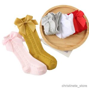 Chaussettes pour enfants Accessoires pour bébés Chaussettes pour bébés 2022 Fille Tout-petit Nouveau-né Chaussettes avec nœud Nouveau-né à volants Chaussette pour nouveau-né Garçon Fille 0-24 mois R231204