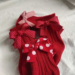 Chaussettes pour enfants bébé filles genoues hautes chères coton coton arc rouge chaussettes de Noël purs coton jambes chaudes filles enfants socules douces 2405