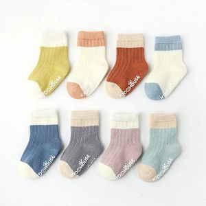 Chaussettes pour enfants, chaussettes pour bébés, automne et hiver, en coton, pour garçons et filles, colle ample, antidérapantes, pour tout-petits, 231007