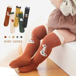 Kinder sokken babysokken niet-slip lange knie hoge sokken katoen zachte warme poten schattig dierdiansaur lion home veer sokken 0-3 jaarl2405