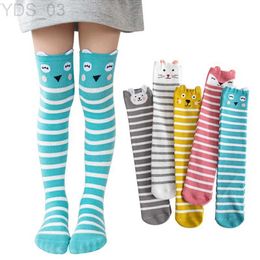 Calcetines para niños Calcetines hasta la rodilla para niños Calcetines largos de algodón con animales de dibujos animados para bebés y niños Escuela infantil a rayas Niño de moda 2-12 años YQ240314