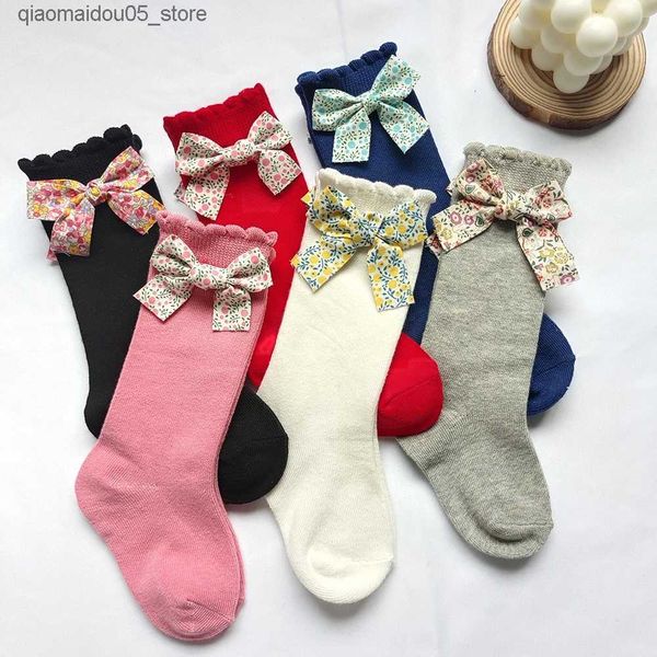 Chaussettes pour enfants mignon princesse fille genoue hauts fleur arc bébé bébé pipe chaussettes enfants tricotés enfants