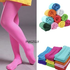 Chaussures pour enfants Girls Collages Gift Summer Style Baby Weddings Party Latin Dance Velvet Pantyhose 3 à 8 ans Stocking Girl 230728