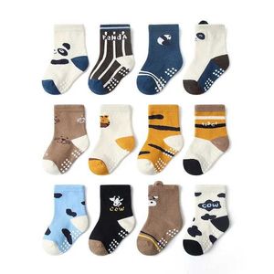 Kids Socks Kids Socks 12 Paren van 0-7 jaar oude niet-slip Childrens Socks Baby Boys Non Slip Grab Vloer Socks Childrens Cute Cartoon Cows WX5.27