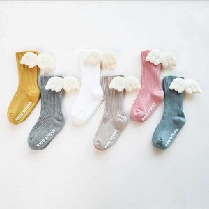 Kinder sokken nieuwe babymeisjes knie high socks angel vleugel zomer herfst katoenen sokken vaste snoepkleur kinderen peuter korte sokken voor kinderen