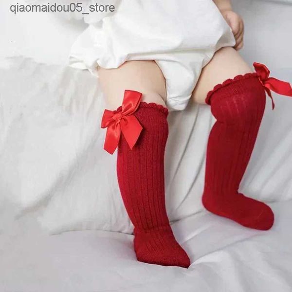 Calcetines para niños Bow Bow Knee Ejecutivo Calcetines Girlas Amigas de Navidad Baby Stockings Algodón de algodón suave Calcetines de piso sin deslizamiento Regalos de bebé Q240413