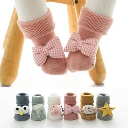 Chaussettes pour enfants chaussettes chaudes chaudes 0-12 mois de dessin animé animal nouveau-né chaussettes garçons et filles chaussettes de sol non glissement