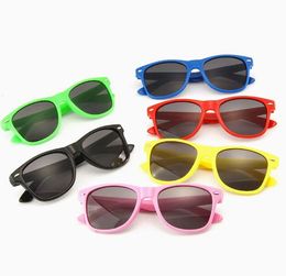 Moda de sol de los niños Fashion Gafas de sol infantiles Gafas de sol negros Anti-Uv400 para bebés Sol Shading Girl Boy Boy Full Frame Gafas de sol