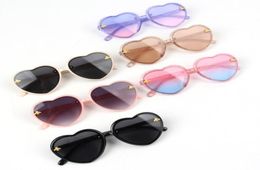 Kids Sunglass Fashion Girls Bees UV Bescherming Zonneglazen Kinderen houden van hart Mirror Beach Zonnebril A66821747166