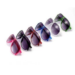 Gafas de sol para niños, bebés, niños y niñas, gafas de sol de diseñador de marca de moda, gafas de sol para niños, juguetes de playa, gafas de sol UV400, 10 Uds. / lote 2773