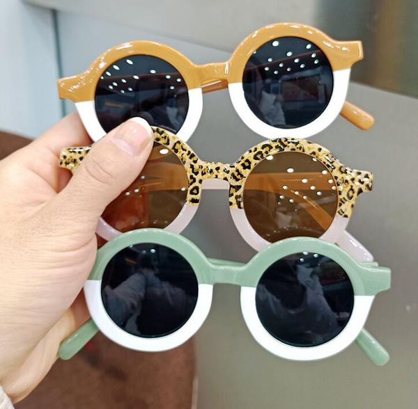 Mignon enfants lunettes de soleil léopard imprimé lunettes de soleil filles cadre rond lunettes de soleil bébé filles crème solaire visière mode lunettes de soleil lunettes