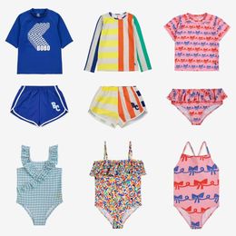 Enfants de maillots de bain Kids New 2024 Bobo Summer Toddler Baby Girls Swimsuits One Piece Mignon Imprimer Holiday Outwear Bikini Vêtements L2405