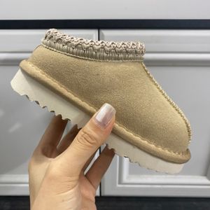 Tasman II-pantoffels voor kinderen Tazz-babyschoenen Kastanjebont Slippers Schapenvacht Shearling Klassieke Ultra Mini-laars Winter Mosterdzaad Muiltjes Instapper Wol Little Big212