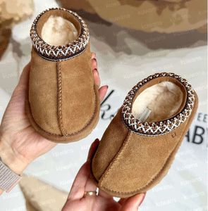 Tasman II-slippers voor kinderen, ugglie Tazz-babyschoenen Kastanjebont Slippers Schapenvacht Shearling Klassiek Ultra Mini-laars Wintermuiltjes Instappers Wol Little Big