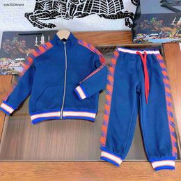 Survêtements pour enfants mode costumes de sport d'automne pour fille garçon taille 100-150 CM 2pcs lettre latérale rayée veste imprimée et pantalon de sport Sep15