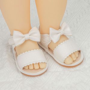 Kidsun 2021 Été Nouveau arrivée pour bébé sandales infantile princesse mignon coffre à nœud arc sole en caoutchouc plat tout-petit les premiers marcheurs l2405