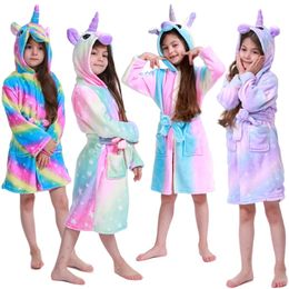 Kigurumi Robe pour enfants flanelle à capuche bébé peignoir enfants licorne Robe de bain hiver Animal enfant garçons filles pyjamas enfants vêtements 240111