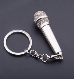 Kimter Charm Music Microfoon Voice Key Rings Metal Singer Rapper Rock Keyfobs Women Men Men Purse Bag Hang Auto Geschenk Keychains M1736136045