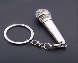 Kimter Charm Music Microfoon Voice Key Rings Metal Singer Rapper Rock Keyfobs Women Men Men Purse Bag Hang Auto Geschenk Keychains M1732511489