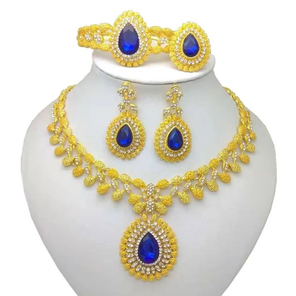 Kingdom MA Al por mayor de la moda africana Accesorios nupciales Joya de boda nigeriana Dubai Goldcolor Crystal Sets 240402