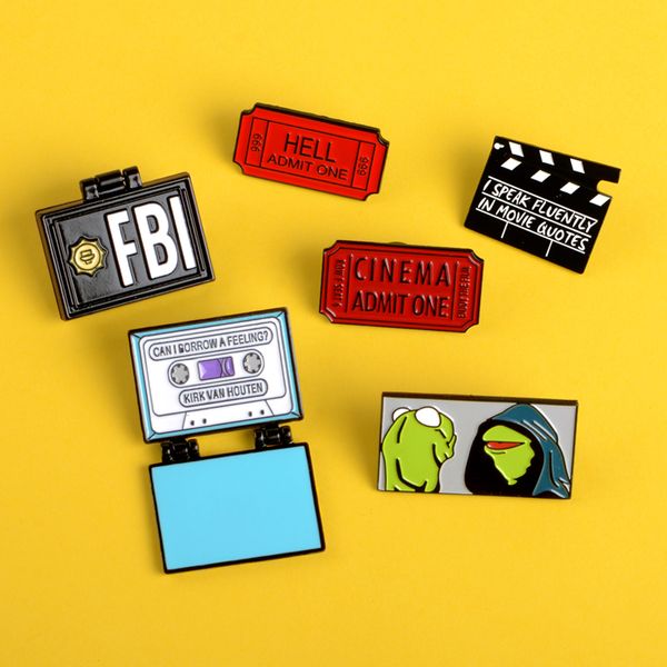 Kirk FBI Homer pli épingles en émail Movie Record board ticket Frog Kermit broches Épinglette badges Cartoon Shirt sac bijoux cadeaux