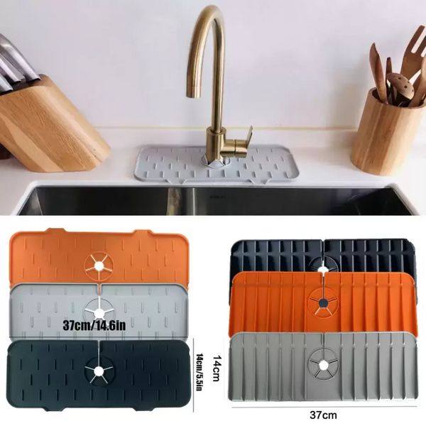 Robinet de cuisine Tapis absorbant Évier Splash Guard Silicone Robinet Splash Catcher Comptoir Protecteur Pour Salle De Bains Gadgets De Cuisine P1130