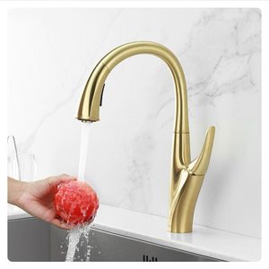 Keuken kranen messing gootsteen kraan uittrekken eruit koud water mixer tap smart sensor touch sensing met 2 modus spray