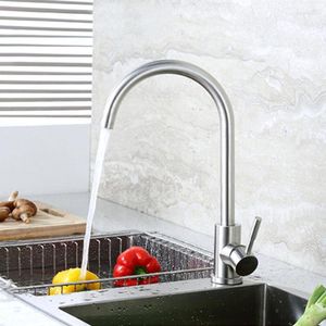 Grifos de cocina Mezclador de agua fría Fregadero Grifo Rociador de cabeza Acero inoxidable 304 Grifo de un solo orificio Grifo Brushred 360 Girar C1