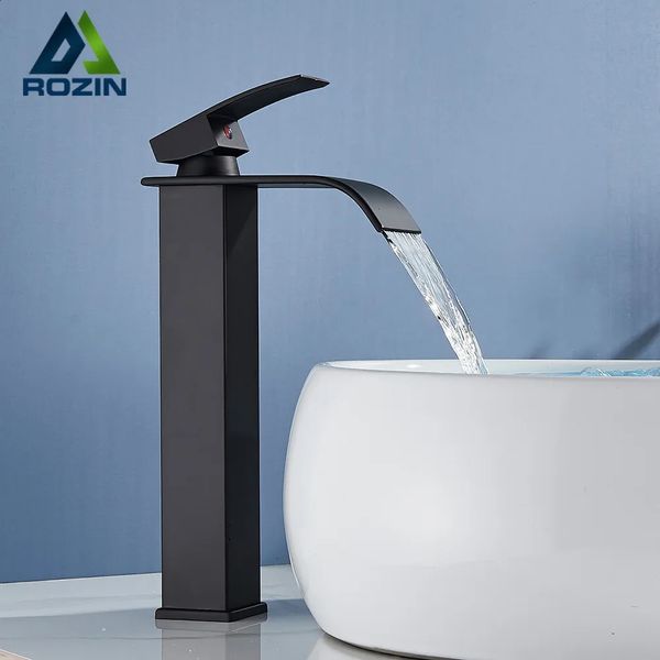 Rubinetti da cucina Rozin Rubinetto per lavabo nero opaco Montaggio su piano Miscelatore monocomando Gru da bagno Cascata Rubinetto in ottone Miscelatori acqua fredda 231030