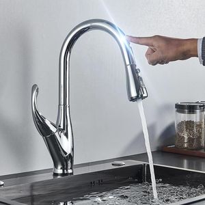 Robinets de cuisine Robinet à capteur Smart Touch Arroseur coulissant inductif Modes de pulvérisation de flux Mitigeur d'eau froide