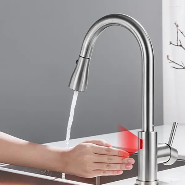 Grifos de cocina Tianview Spring Pull-out Faucet Sensor infrarrojo Lavabo de agua y acero inoxidable frío 304