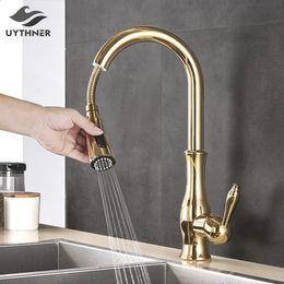 Grifos de cocina Uythner Gold Polish Giratorio Caño Fregadero Grifo Pull Down Pulverizador Diseño de moda Baño Mezclador de agua fría Grifo 231030