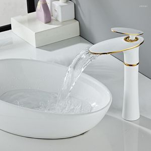 Robinets de cuisine cascade robinet toilette salle de bains évier eau froide lavabo au-dessus du comptoir bassin cuivre monotrou