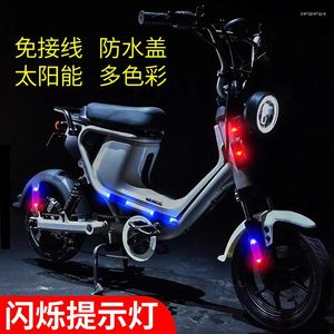 Keukenopslag speciaal voor LED Solar Warning Light Car Anti-Reer-End Breathing Motorcycle Bike Tail flitsen