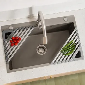 Triangle de rangement de cuisine étagères de vidange Organisateur de coin évier pour les bols de l'organisation de drainage de séchage rapide