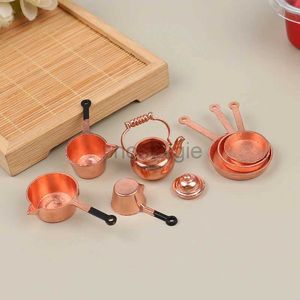 Kitchens Play Food 1 12 Mini Kitchen Real Cooking Mini Cooking Miniature Kitchen Ustensiles Setts Doll Kitchen Set Mini Play House Toy Toy ACCESSOIRES 2443