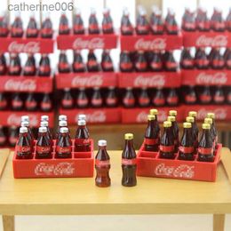 Keukens Speelvoedsel 1Set 12 stuks Mini Coke Drankjes 1/6 1/12 Poppenhuis Miniatuur voedsel Drankjes Pretend Play Keuken Speelgoed voor blyth ob11 pop AccessoiresL231026