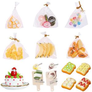 Keukens spelen voedsel 2022 Doll house mini cake brood diy dessert mini food poppen huis keuken meubels accessoires d240525