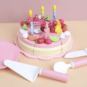 Cuisines jouent la nourriture pour enfants simulation en bois gâteau magnétique Strawberry Double anniversaire bébé semblant jouer cuisine aliments jouets éducatifs filles 231213