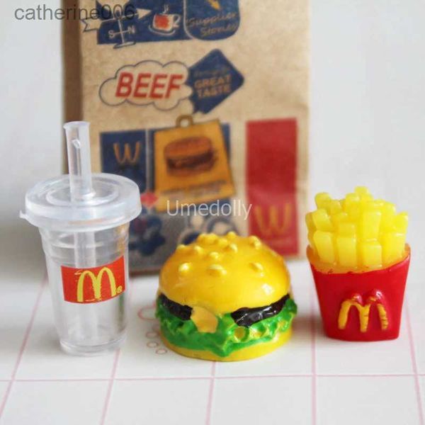 Cuisines jouer à la nourriture mignon 1/6 Miniature maison de poupée Mini Hamburger Coke frites restauration rapide pour Blyth Pullip maison de poupée accessoires de cuisine ToyL231026